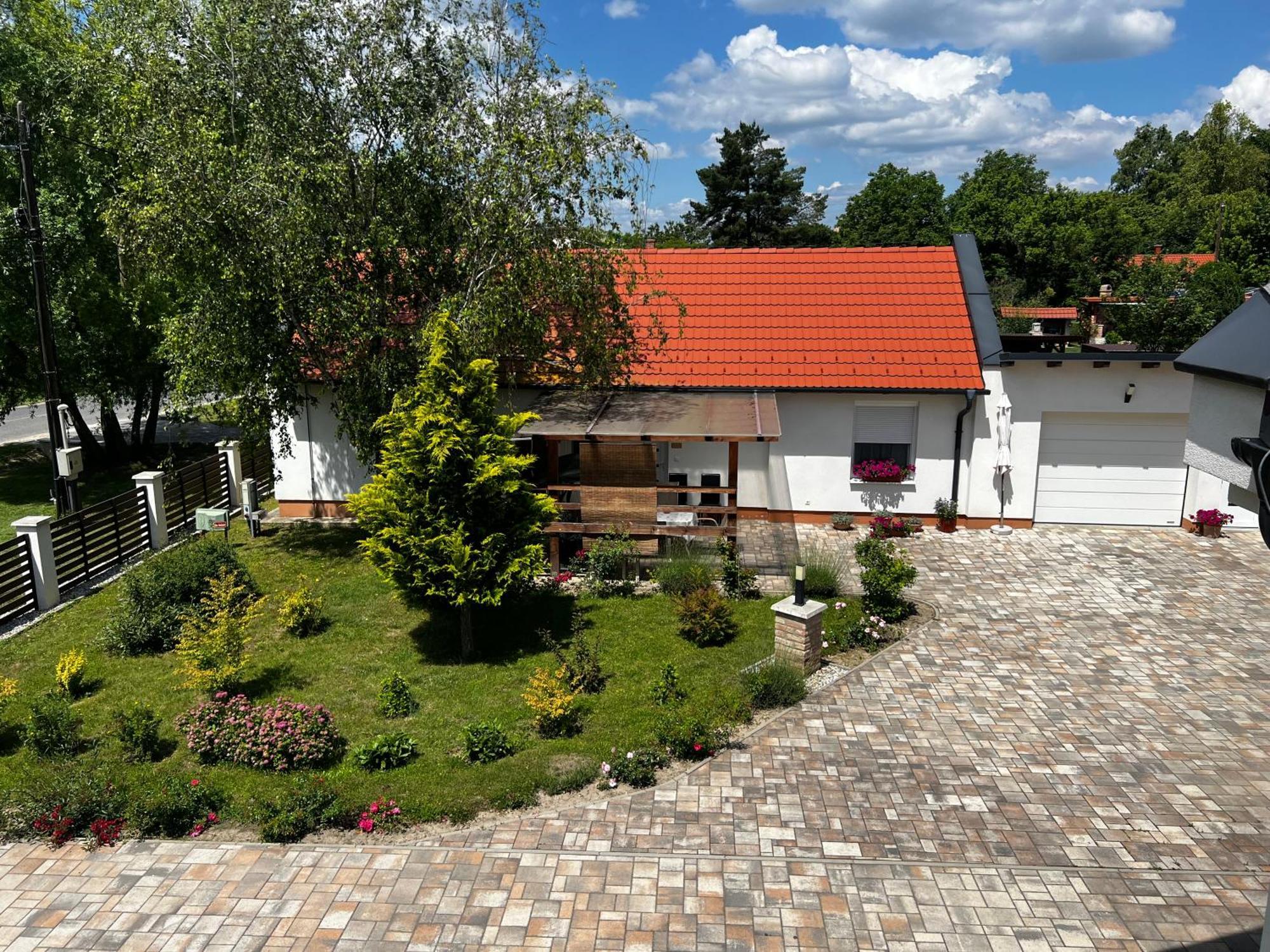 Bed and Breakfast Dreko Panzio & Borbisztro Győrújbarát Exterior foto